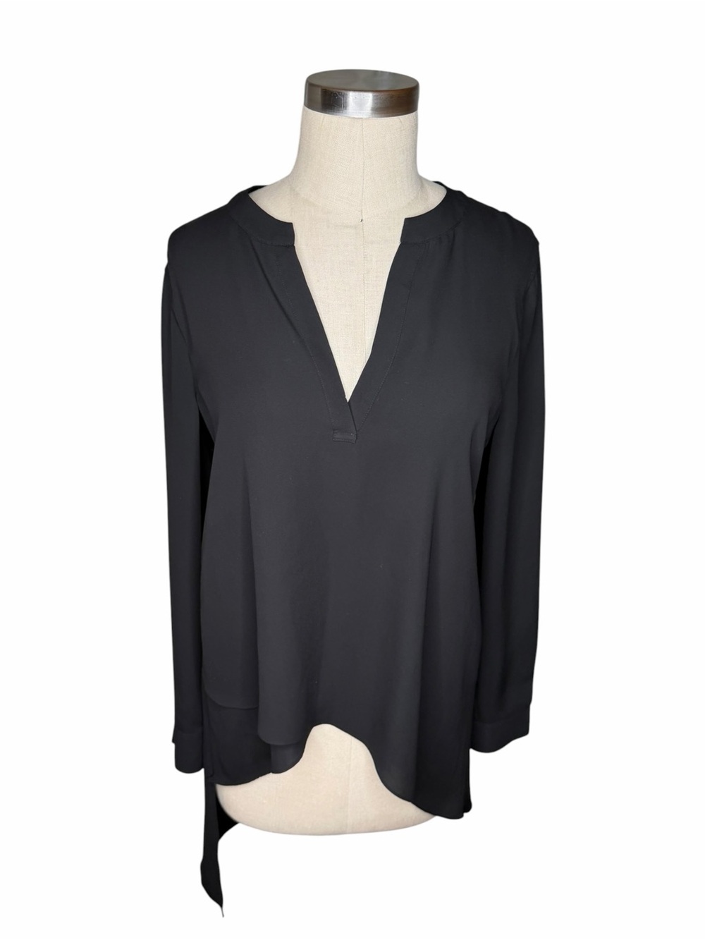BCBGMaxAzria Black Long-Sleeve V-Notch Blouse Mazie Blouse Women's Size XS - Picture 2 of 8